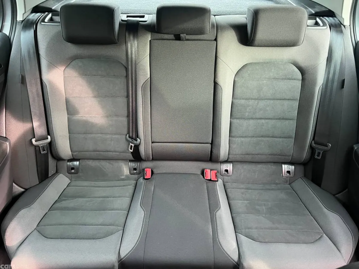 Volkswagen Golf Hatchback, Petrol, 2018, Grey