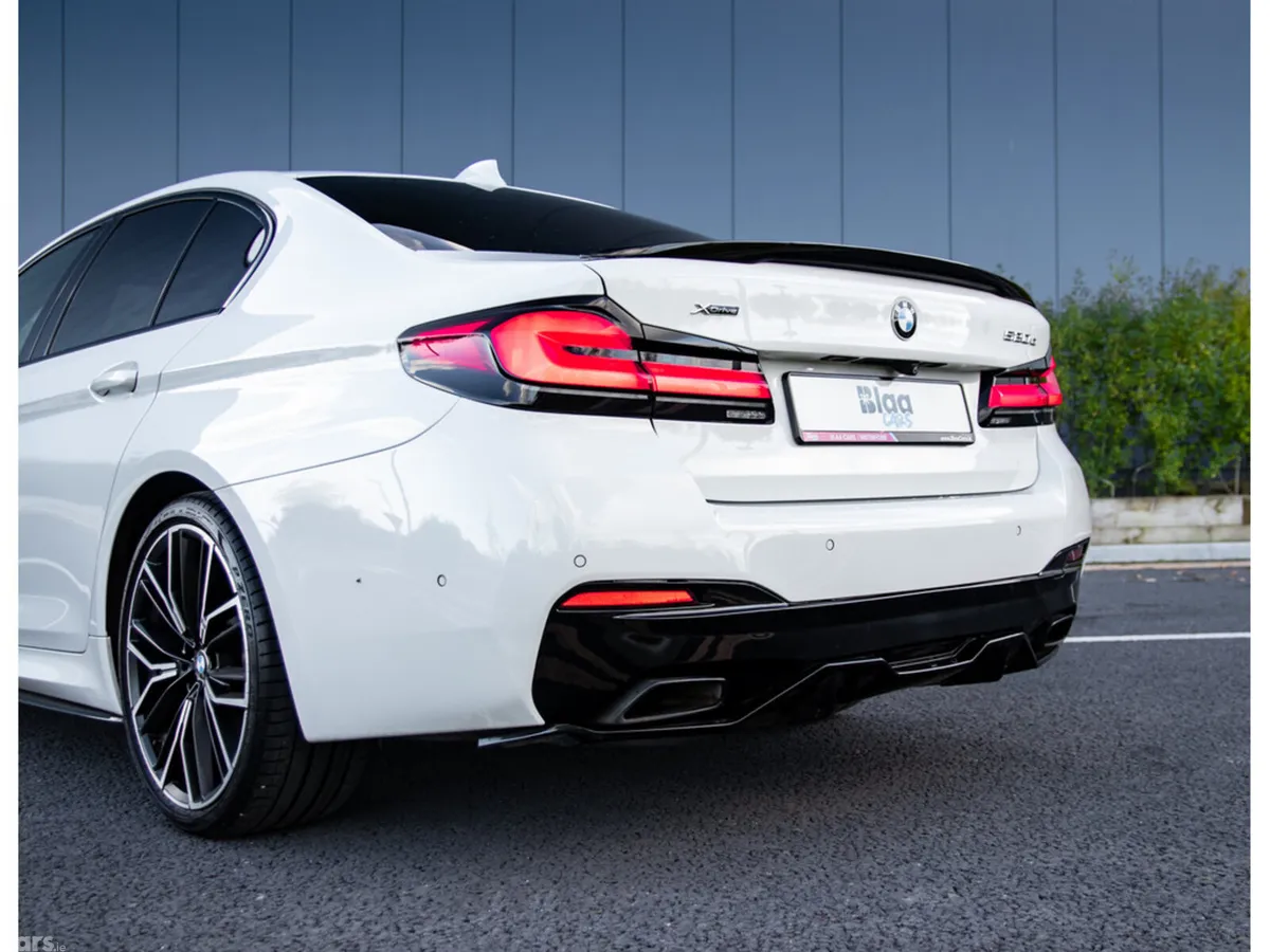 BMW 5-Series Saloon, Diesel Hybrid, 2020, White