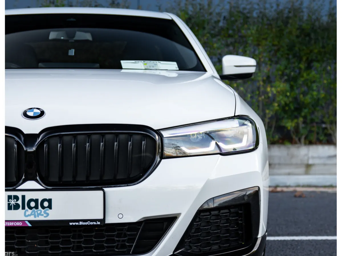 BMW 5-Series Saloon, Diesel Hybrid, 2020, White