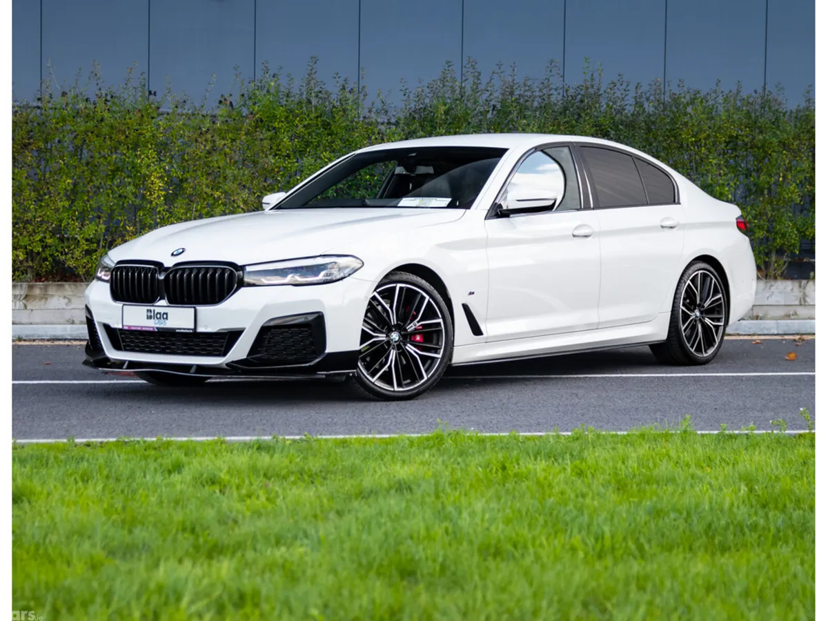 BMW 5-Series Saloon, Diesel Hybrid, 2020, White