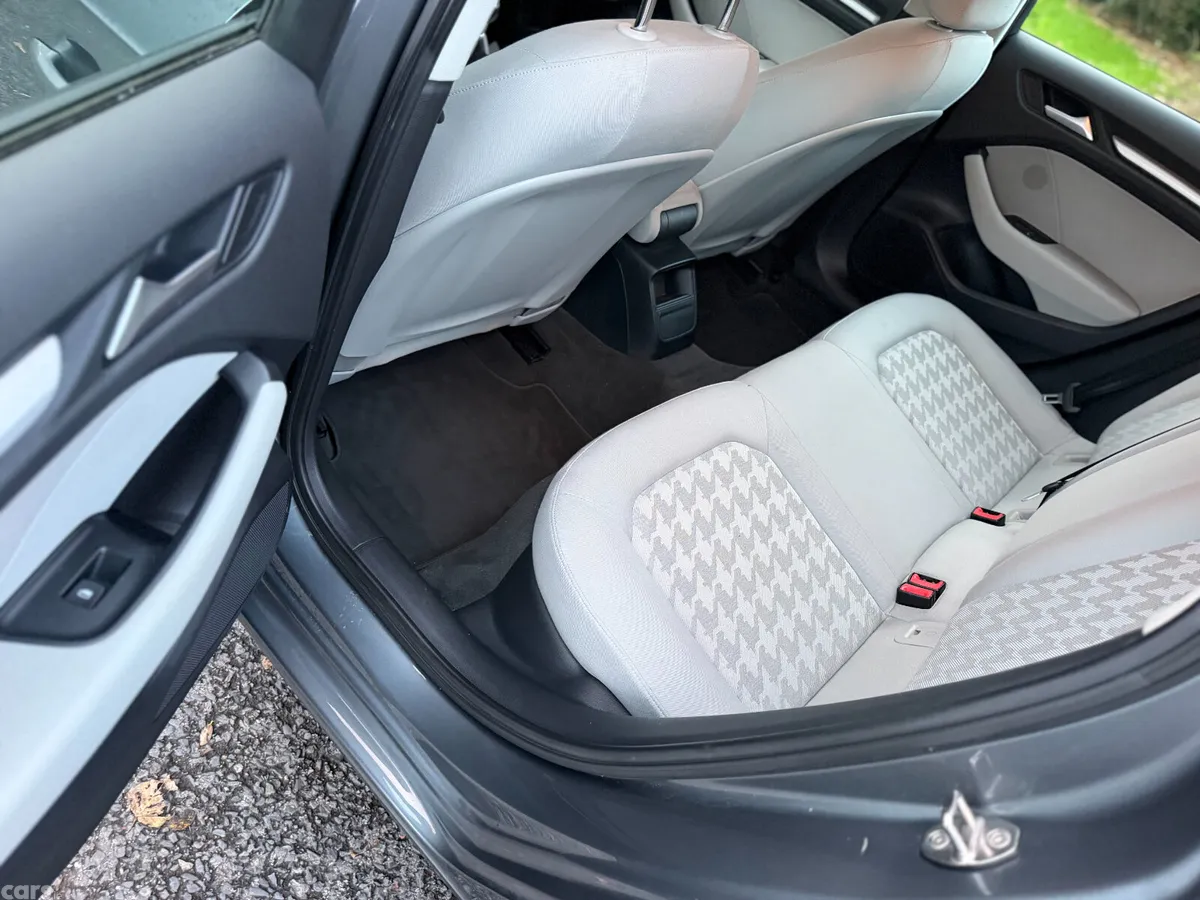 Audi A3 Hatchback, Diesel, 2013, Grey