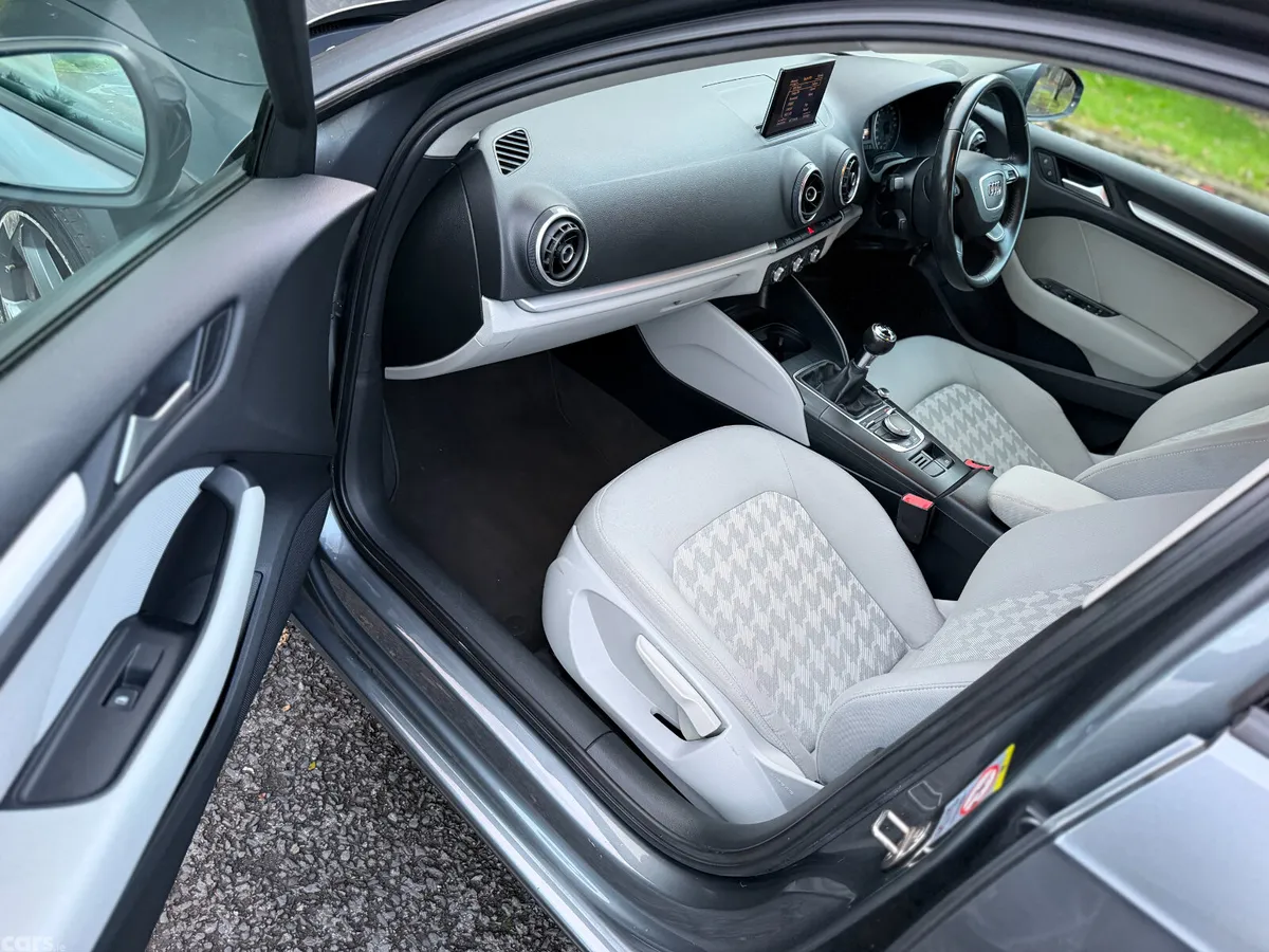 Audi A3 Hatchback, Diesel, 2013, Grey
