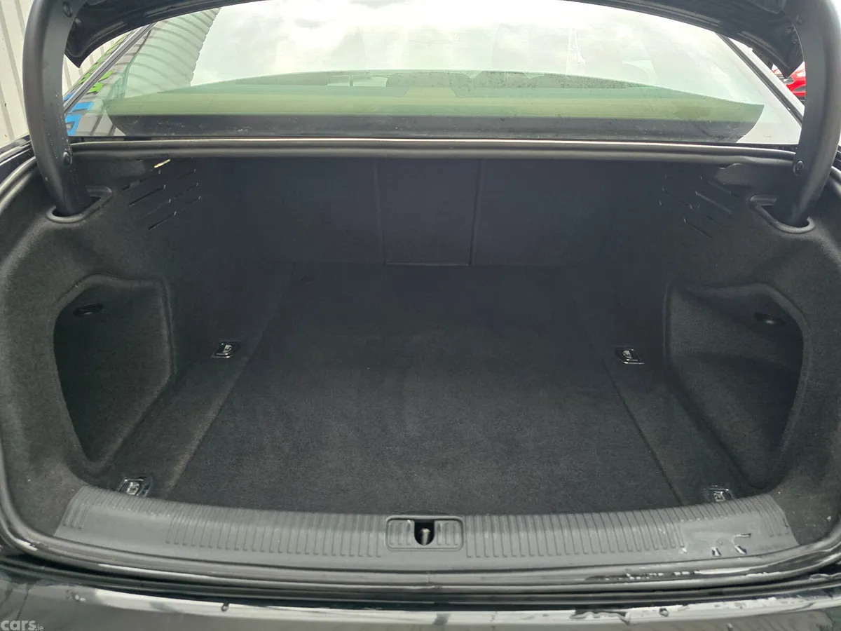 Audi A4 Saloon, Diesel, 2016, Black