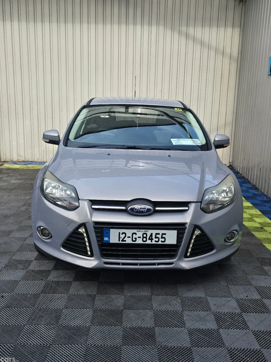Ford Focus Hatchback, Diesel, 2012, Silver