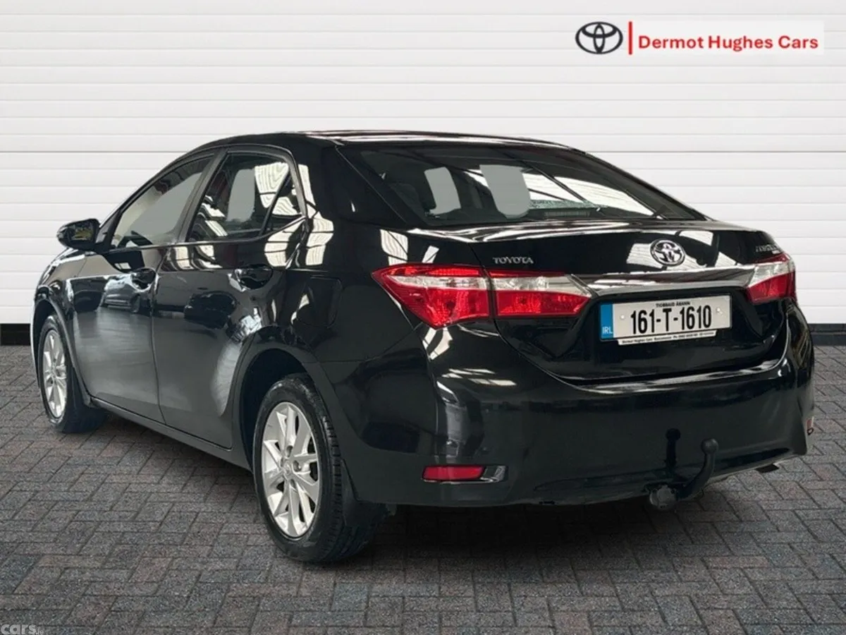 Toyota Corolla Saloon, Diesel, 2016, Black
