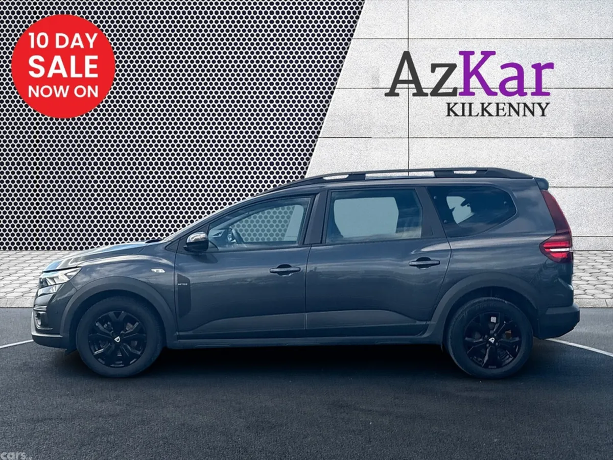 Dacia Jogger MPV, Petrol, 2023, Grey
