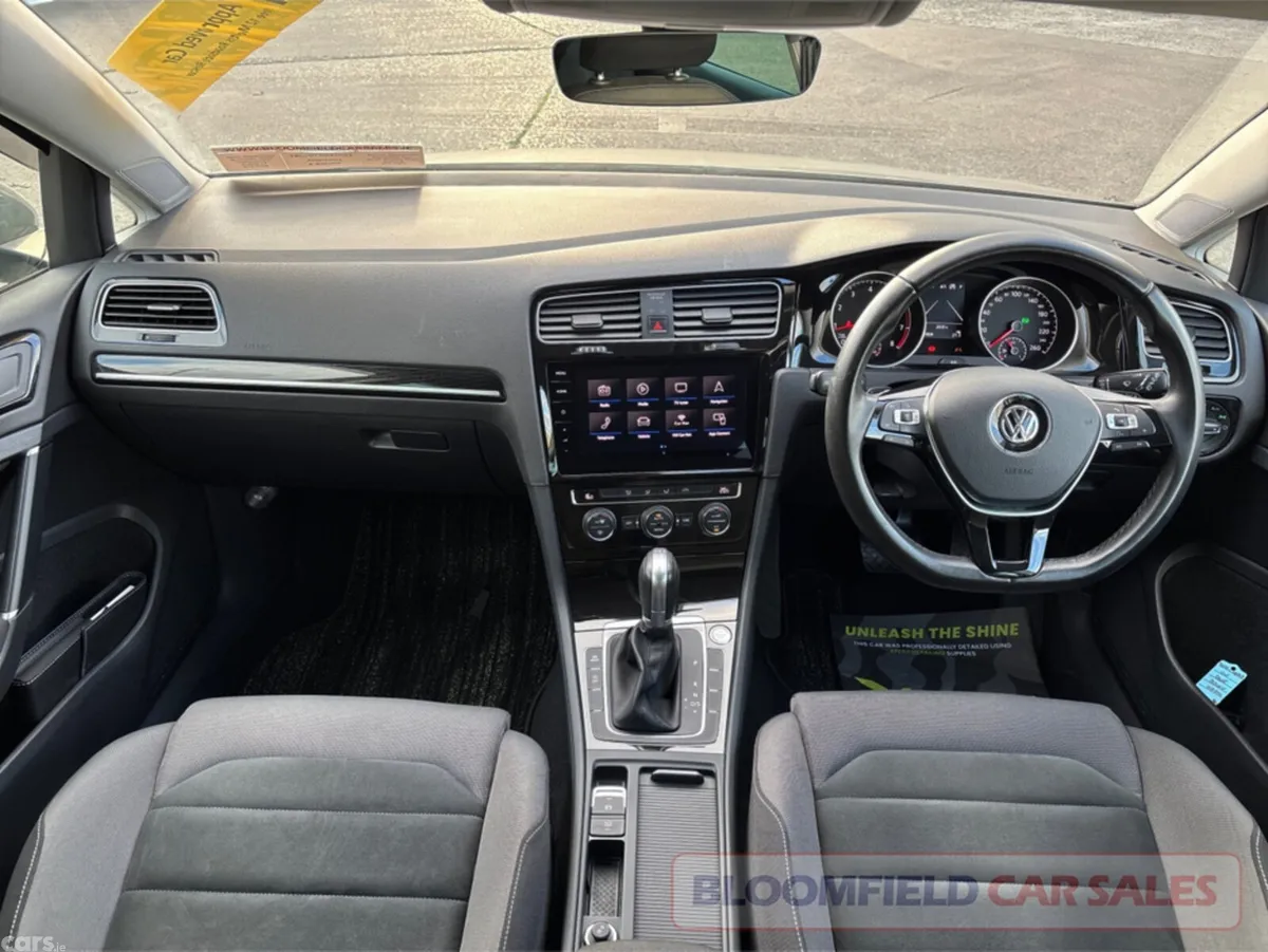 Volkswagen Golf Hatchback, Petrol, 2017, White