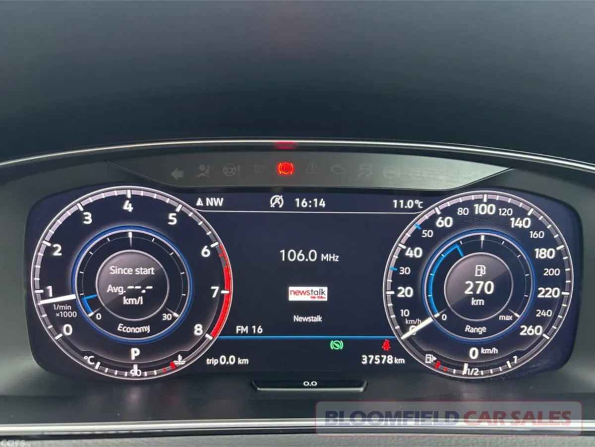 Volkswagen Golf Hatchback, Petrol, 2019, White