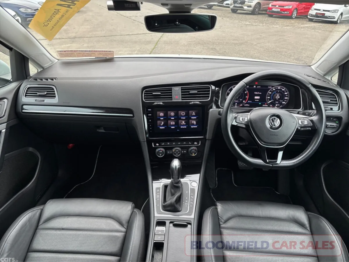 Volkswagen Golf Hatchback, Petrol, 2019, White