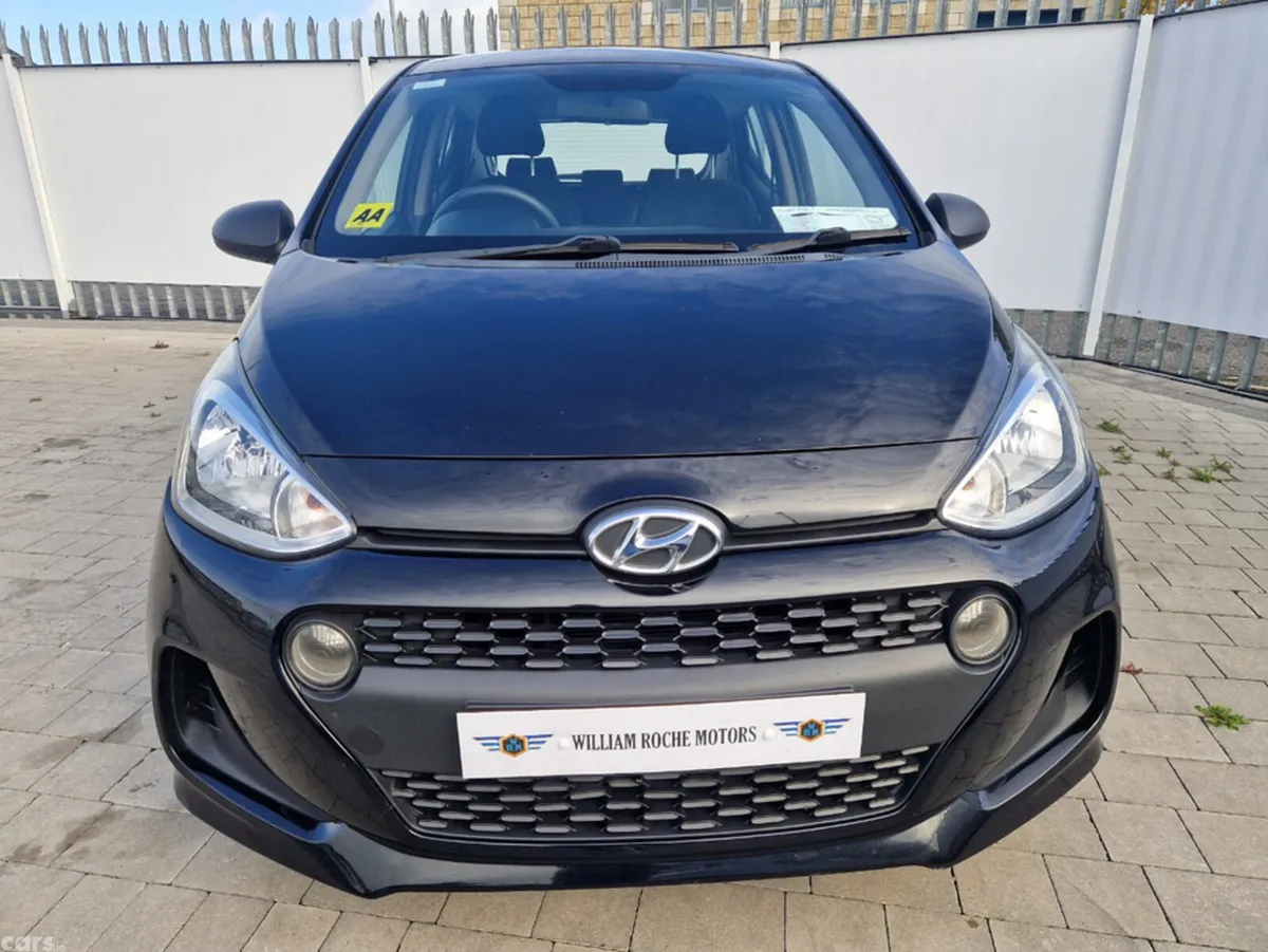 Hyundai i10 Hatchback, Petrol, 2017, Black