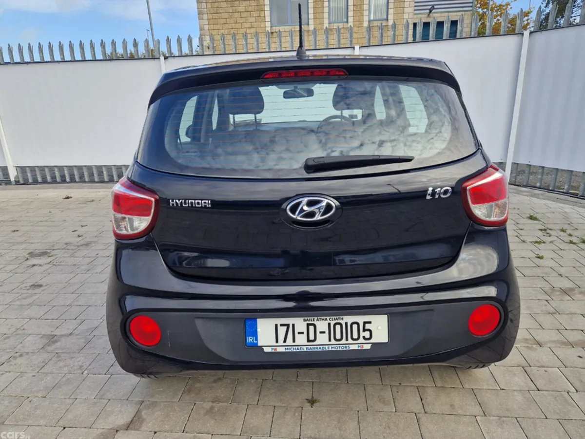 Hyundai i10 Hatchback, Petrol, 2017, Black