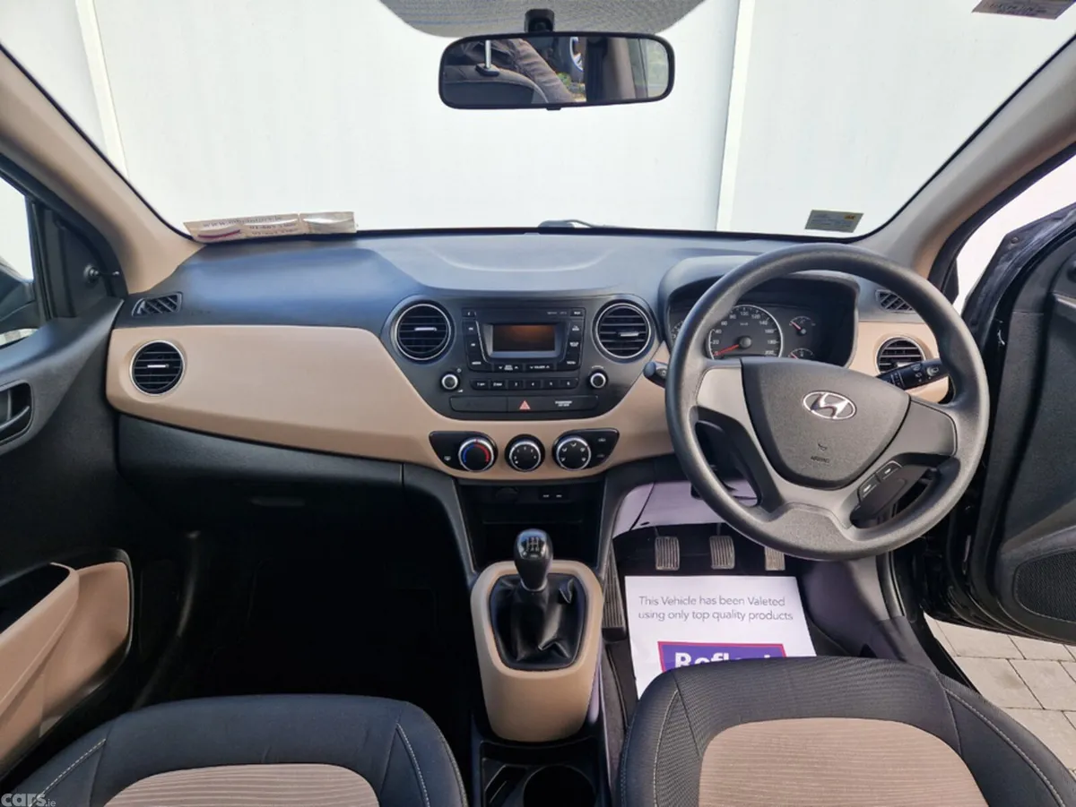 Hyundai i10 Hatchback, Petrol, 2017, Black