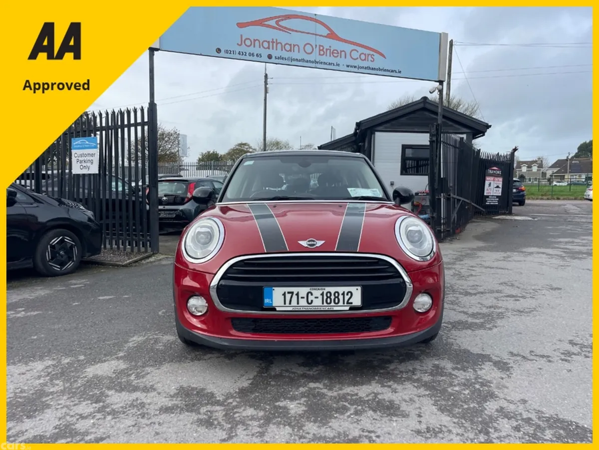 Mini Cooper Hatchback, Diesel, 2017, Red