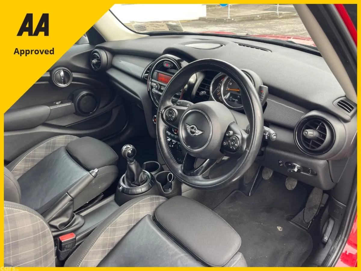 Mini Cooper Hatchback, Diesel, 2017, Red