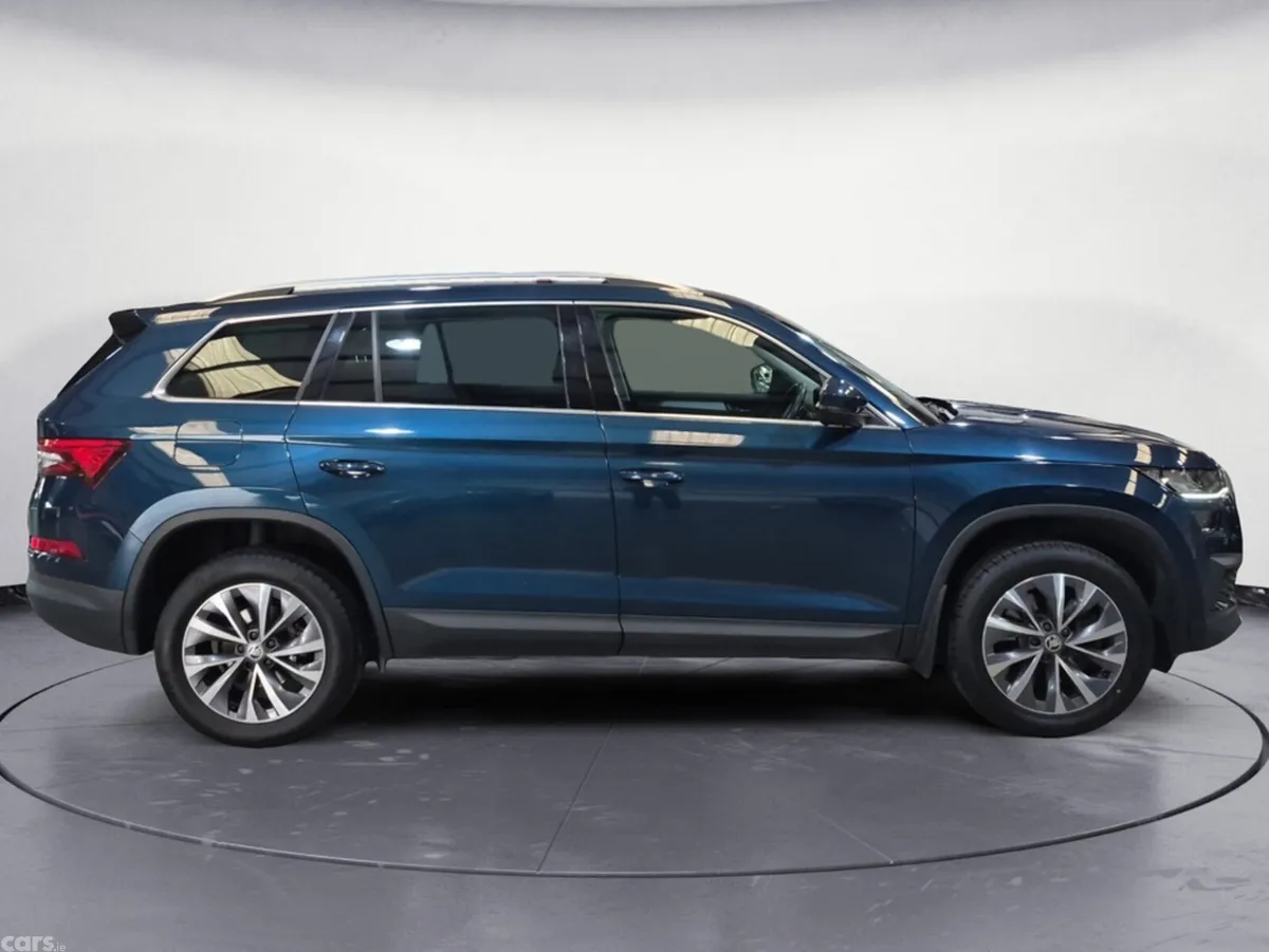 Skoda Kodiaq Estate, Diesel, 2022, Blue