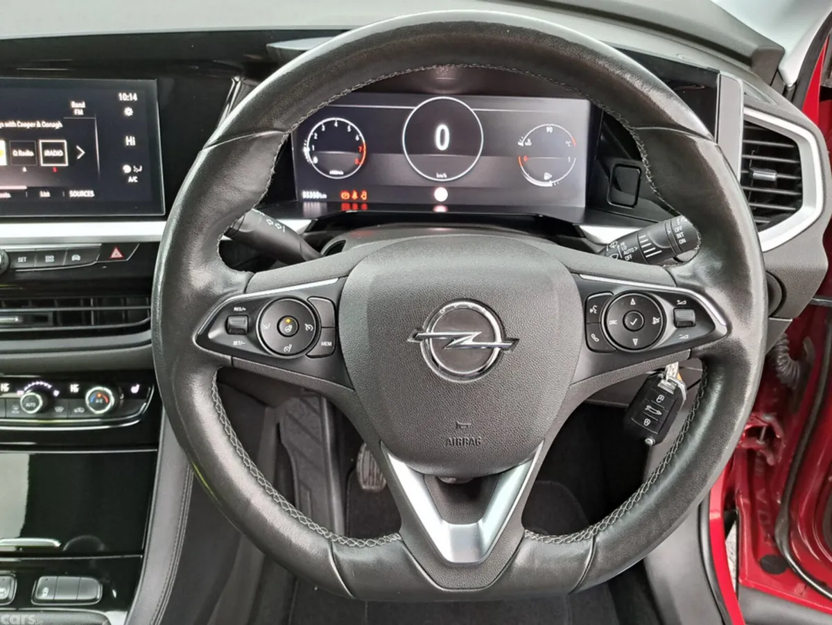 Opel Grandland SUV, Petrol, 2022, Red
