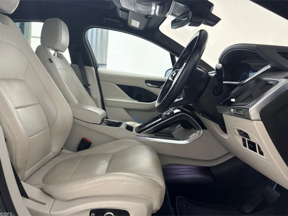 Jaguar I-Pace Hatchback, Electric, 2022, Silver