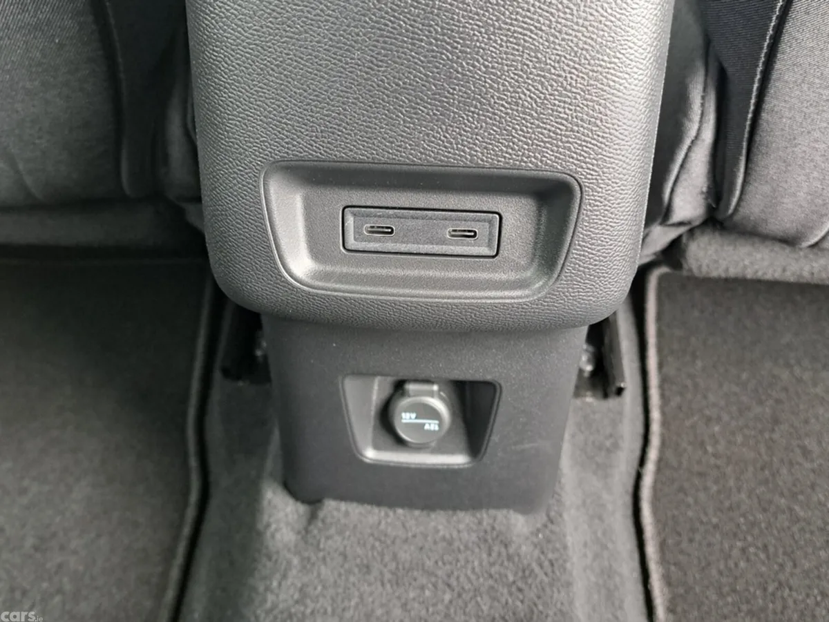 Opel Frontera SUV, Petrol Hybrid, 2027, Green