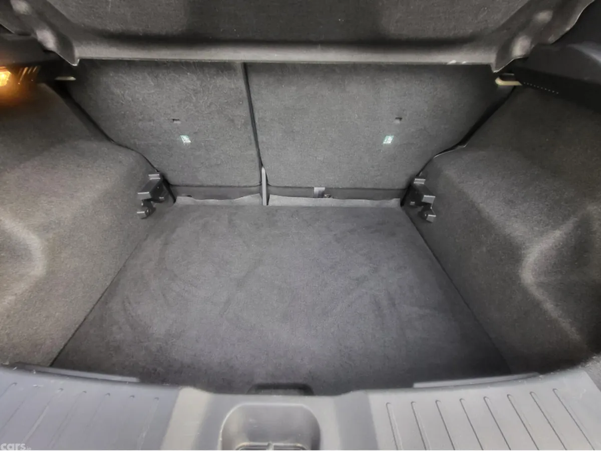 Nissan Juke MPV, Petrol, 2020, Black