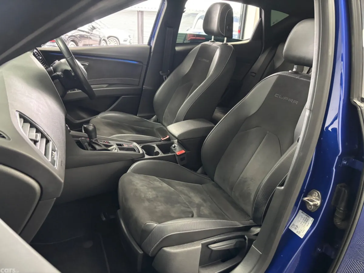 SEAT Leon Hatchback, Petrol, 2017, Blue