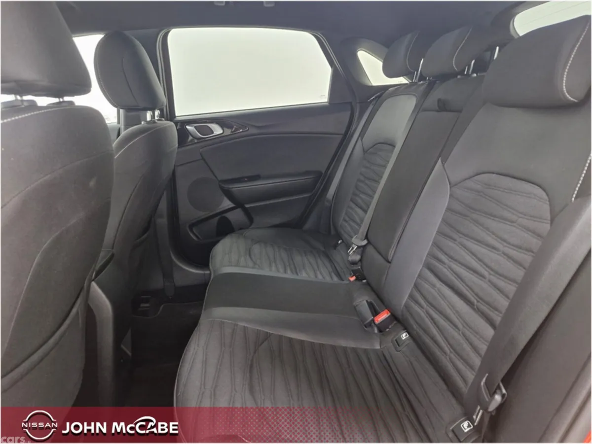Kia Ceed Hatchback, Petrol, 2024, Orange