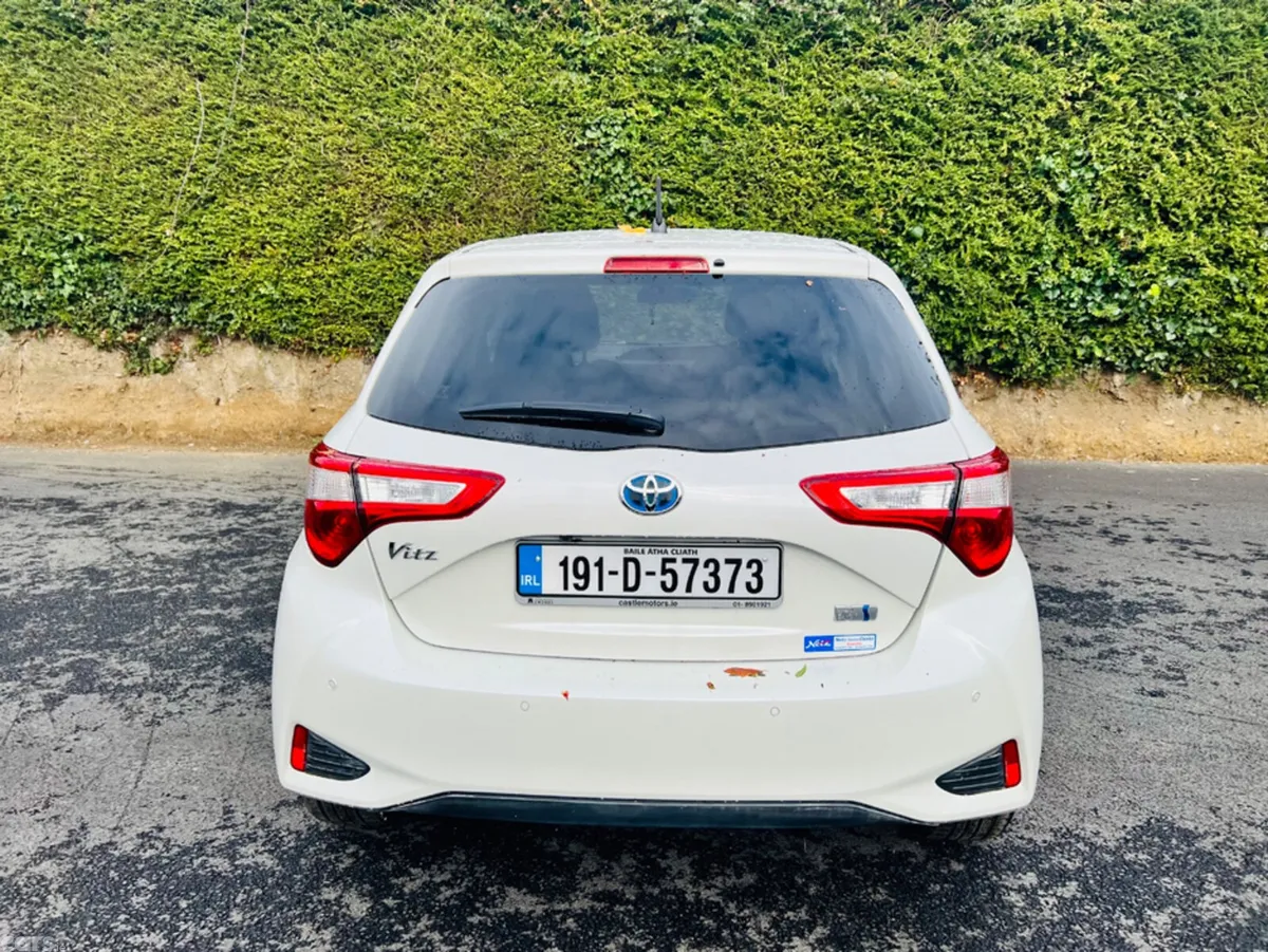 Toyota Vitz Hatchback, Petrol Hybrid, 2019, White