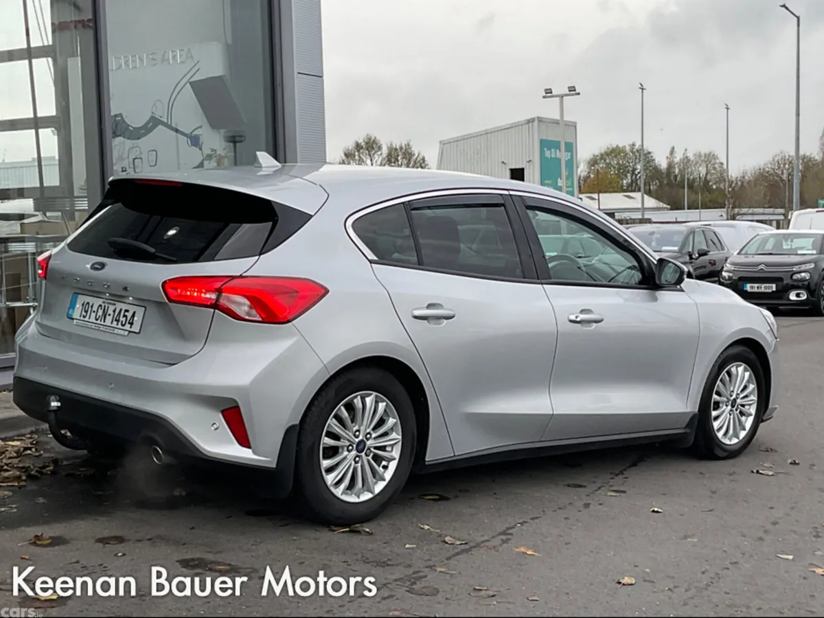 Ford Focus Hatchback, Diesel, 2019, Silver