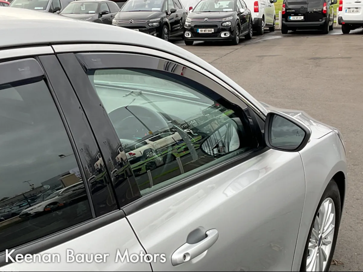 Ford Focus Hatchback, Diesel, 2019, Silver