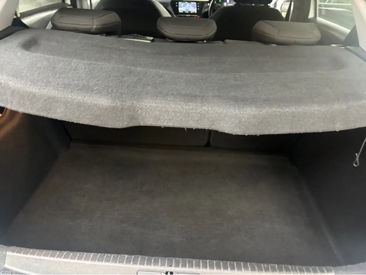 Opel Corsa Hatchback, Petrol, 2022, White