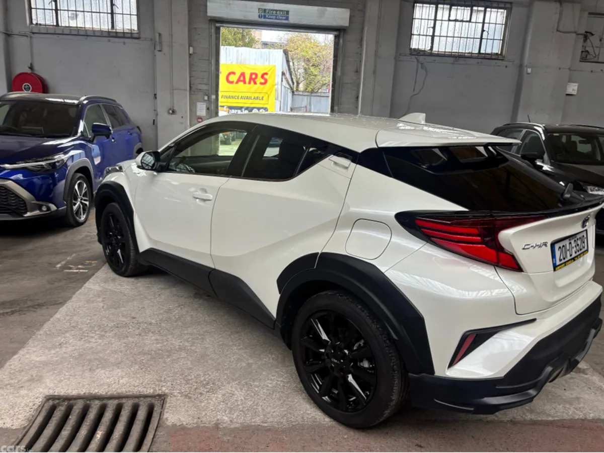 Toyota C-HR Hatchback, Petrol Hybrid, 2020, White