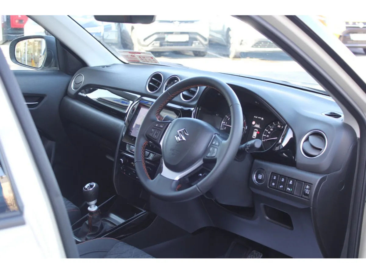 Suzuki Vitara SUV, Petrol Hybrid, 2027, Grey