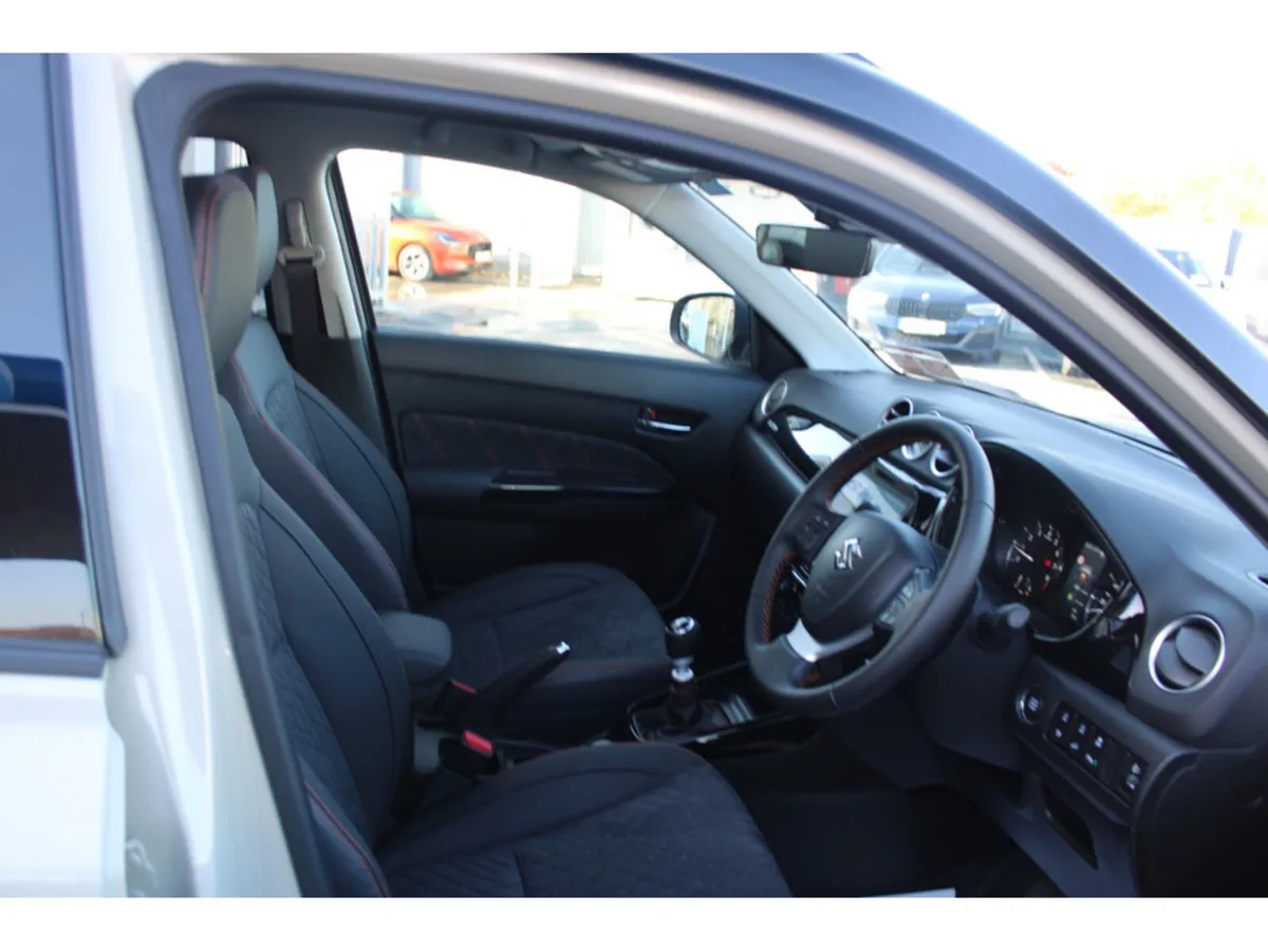 Suzuki Vitara SUV, Petrol Hybrid, 2027, Grey