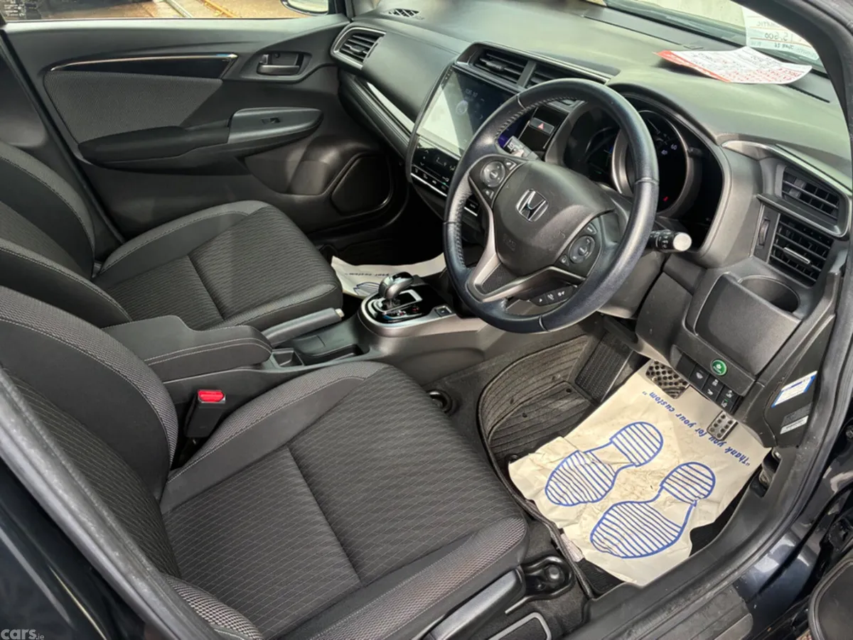 Honda Fit Hatchback, Petrol Hybrid, 2019, Blue