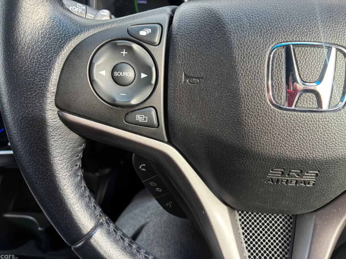 Honda Fit Hatchback, Petrol Hybrid, 2019, Blue