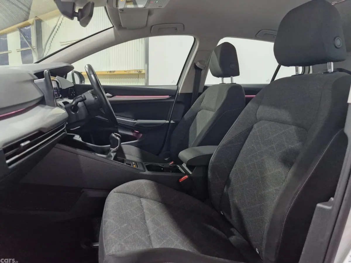 Volkswagen Golf Estate, Diesel, 2022, White