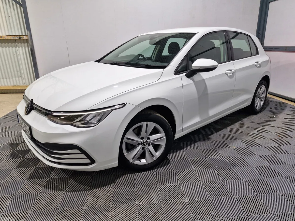 Volkswagen Golf Estate, Diesel, 2022, White