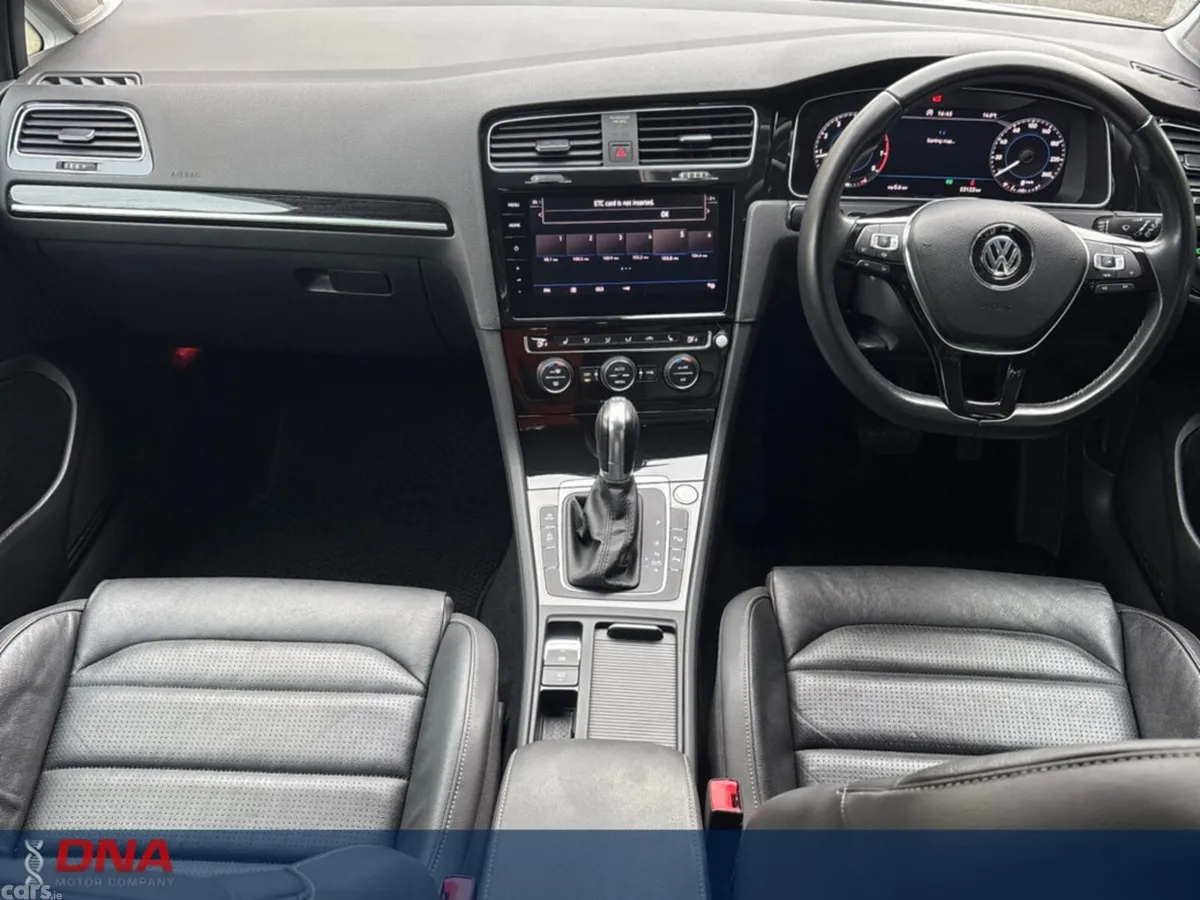Volkswagen Golf Hatchback, Petrol, 2019, White