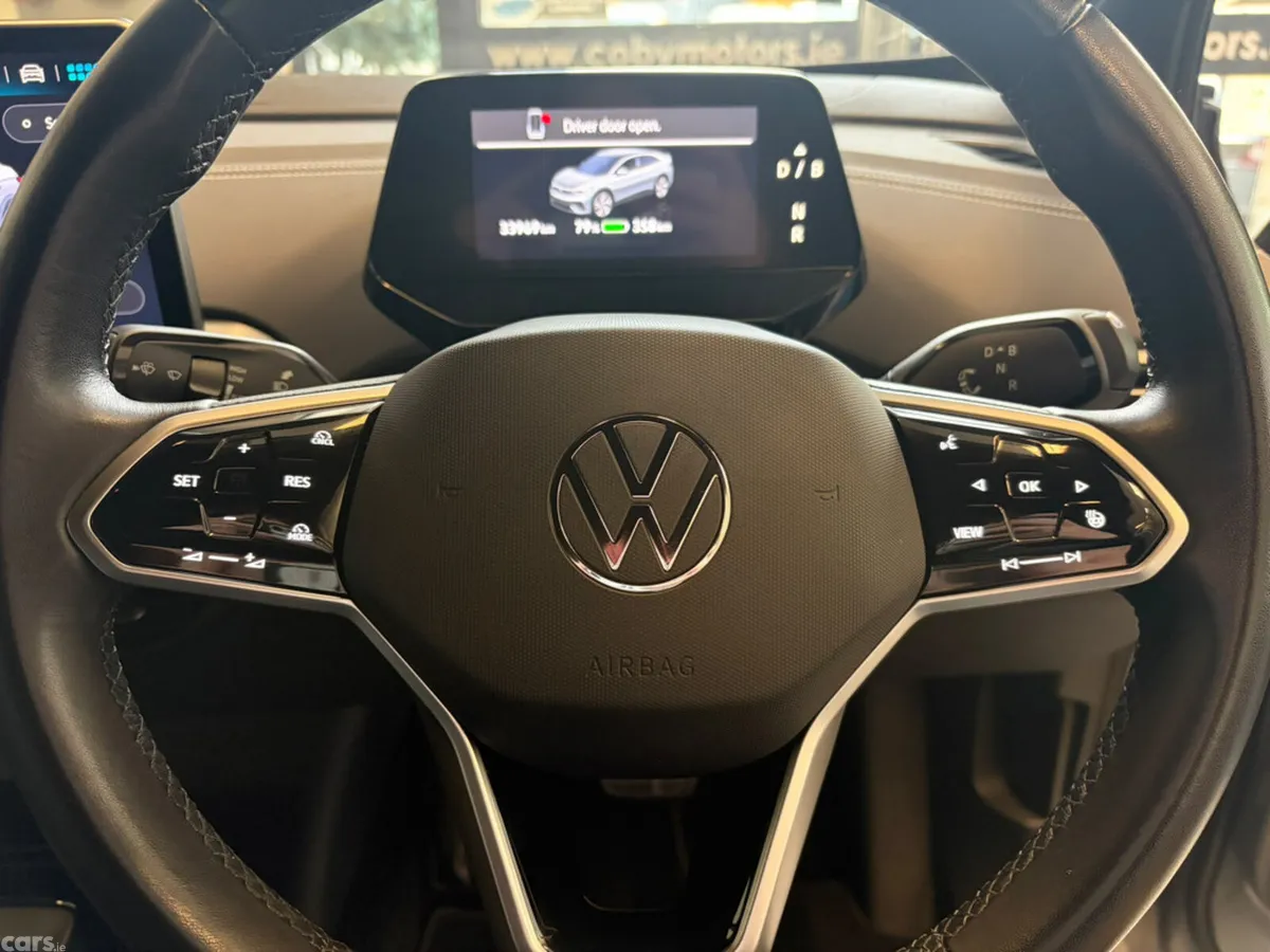 Volkswagen ID.5 Hatchback, Electric, 2025, Grey