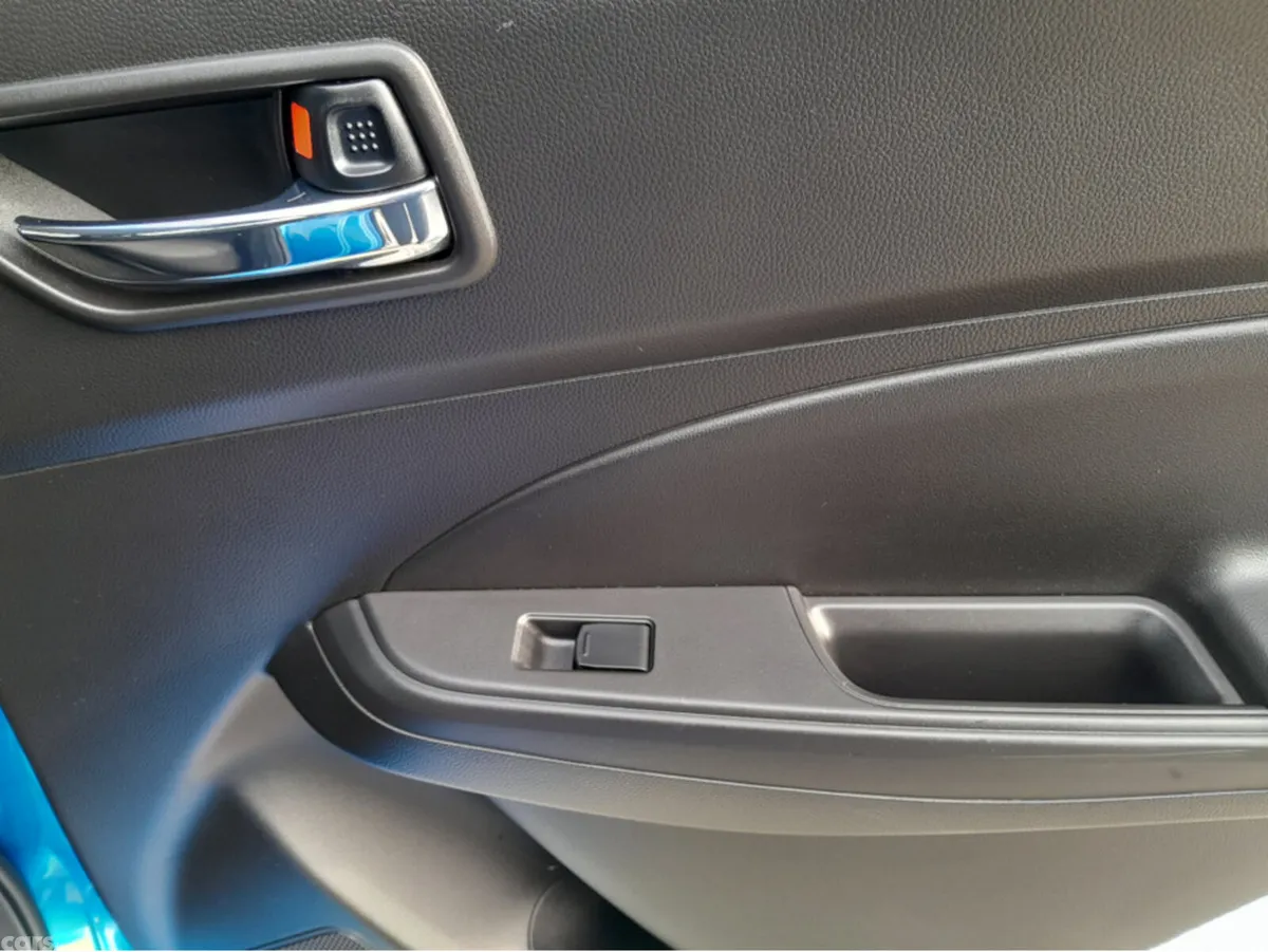 Suzuki Swift Hatchback, Petrol, 2023, Blue