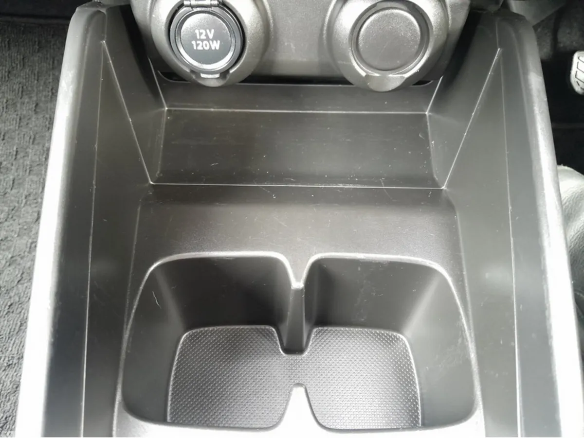 Suzuki Swift Hatchback, Petrol, 2023, Blue
