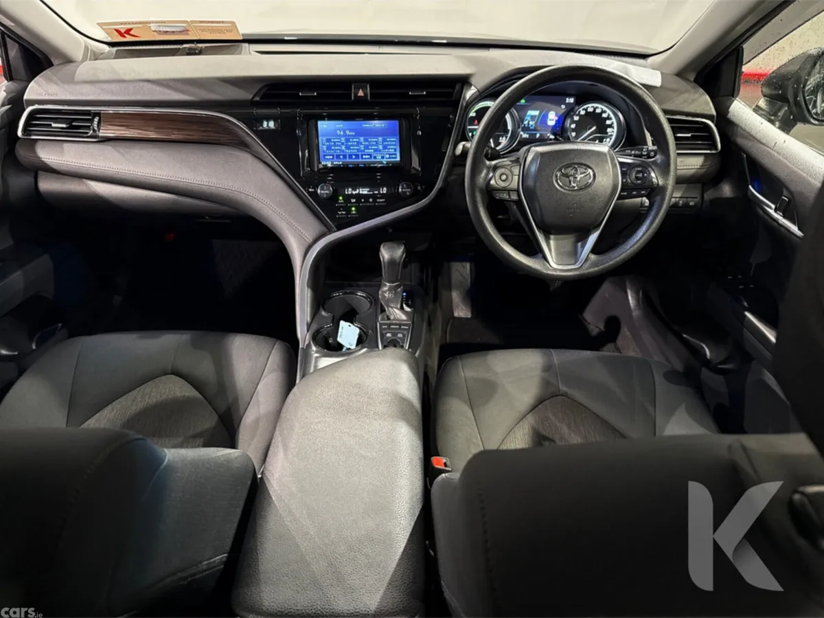Toyota Camry Saloon, Petrol Hybrid, 2019, Black