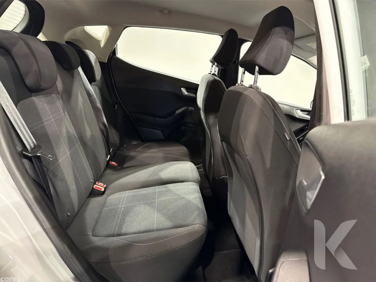 Ford Fiesta Hatchback, Petrol, 2019, White