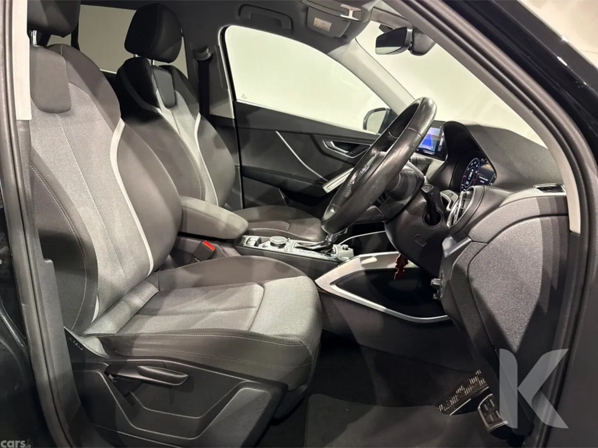 Audi Q2 Estate, Petrol, 2017, Black