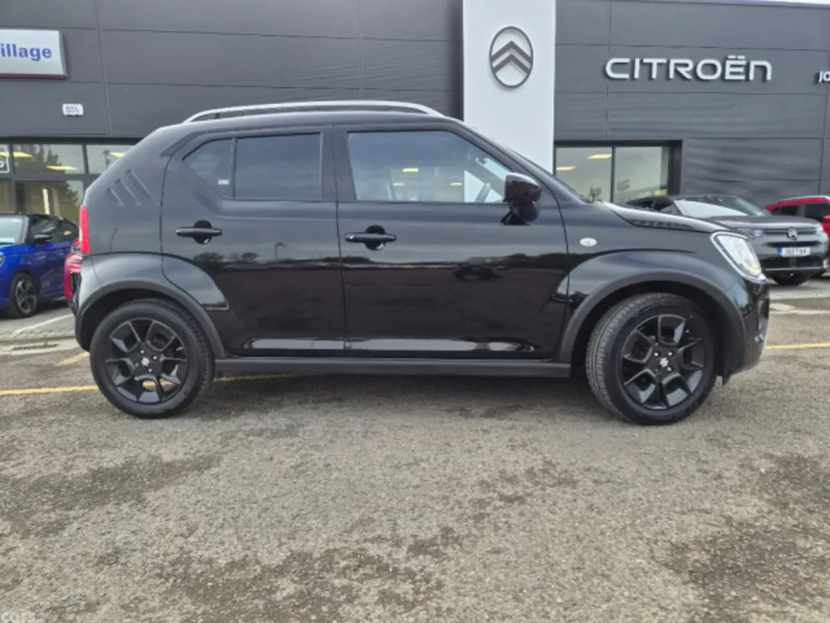 Suzuki Ignis Hatchback, Petrol, 2023, Black
