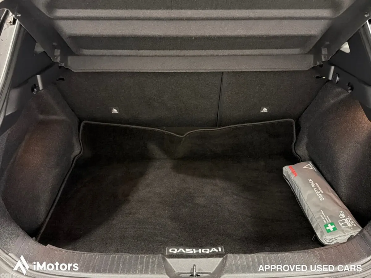 Nissan Qashqai SUV, Petrol, 2021, Black
