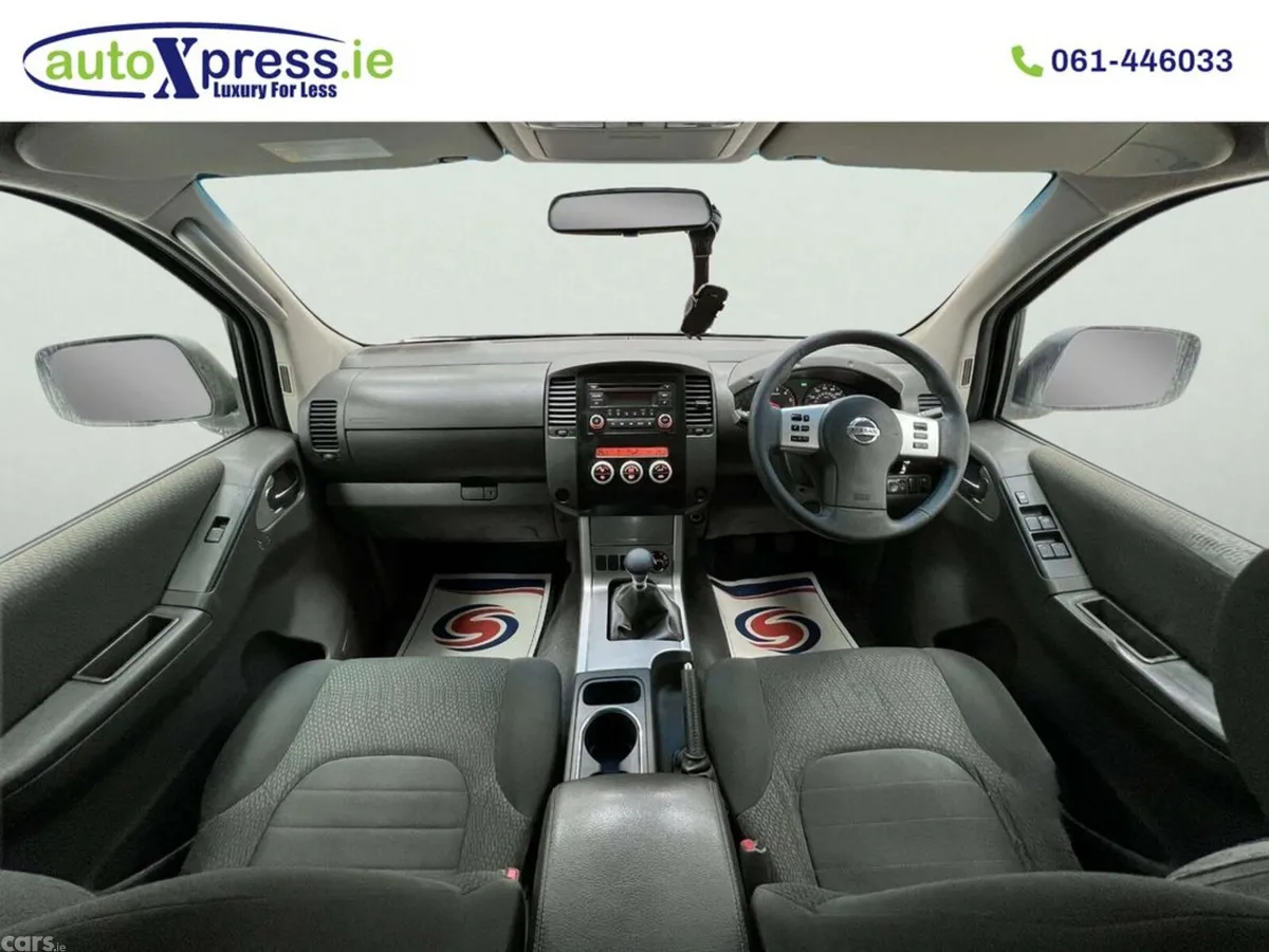 Nissan Navara Pick Up, Diesel, 2013, Silver