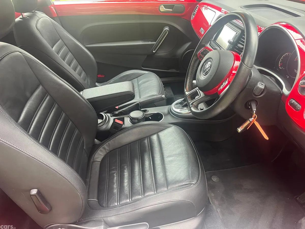 Volkswagen Beetle Hatchback, Petrol, 2014, Red