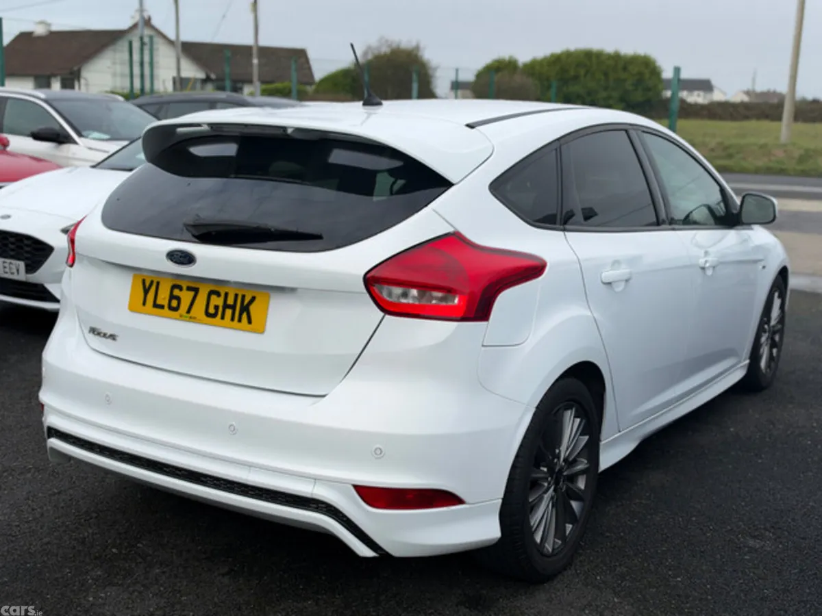 Ford Focus Hatchback, Diesel, 2018, White