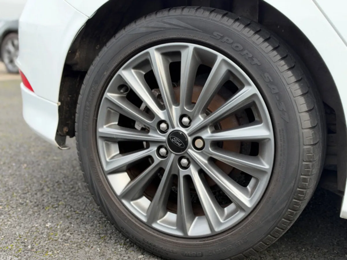 Ford Focus Hatchback, Diesel, 2018, White