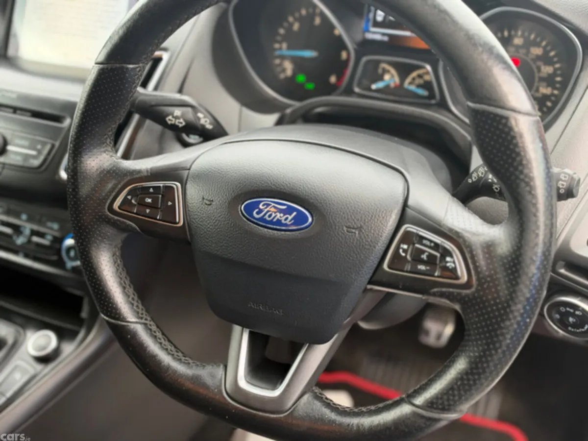 Ford Focus Hatchback, Diesel, 2018, White